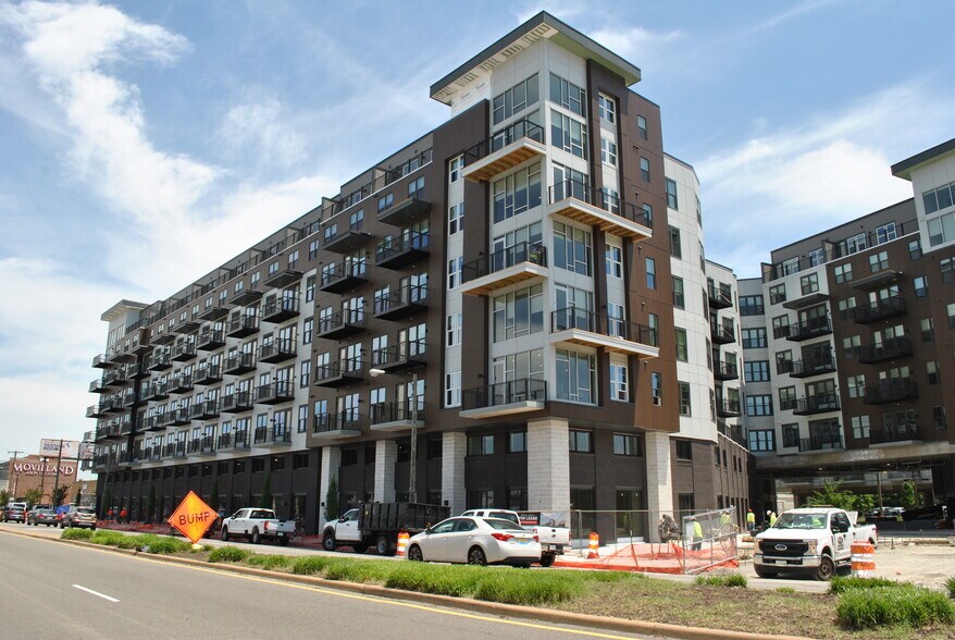 1203 N Arthur Ashe Blvd, Richmond, VA à louer - Photo de l’immeuble – Image 2 sur 5