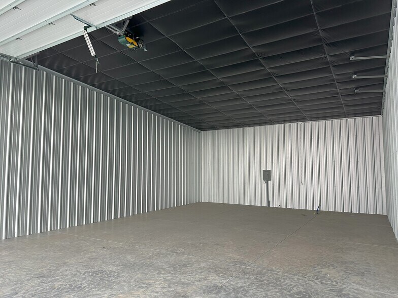 3406 Utecht Ave, Hastings, NE à vendre - Photo de l’immeuble – Image 3 sur 23