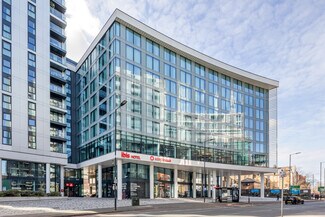 Plus de détails pour 6 Sutton Court Rd, Sutton - Bureau à vendre