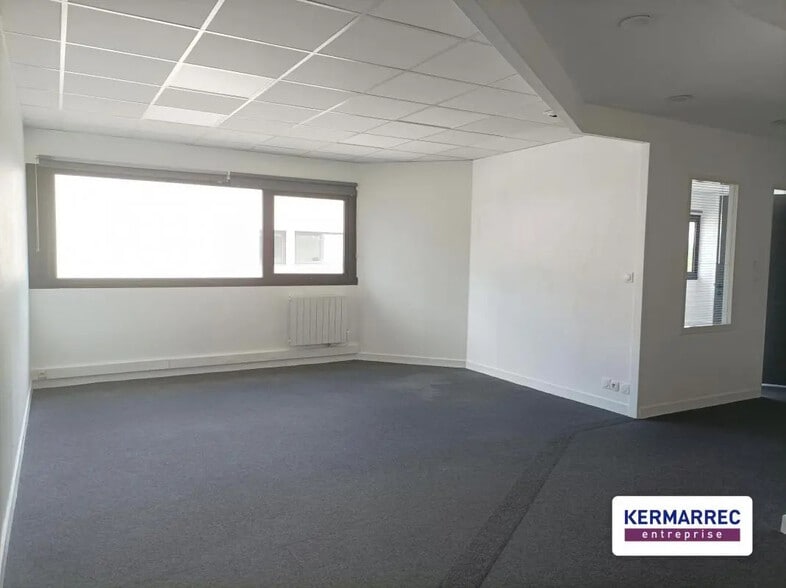 Bureau dans Cesson-Sévigné à vendre - Photo de l’immeuble – Image 3 sur 5