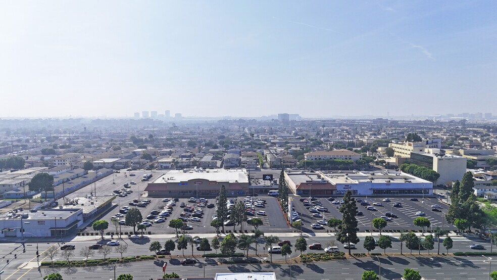 11825-11873 Hawthorne Blvd, Hawthorne, CA à louer - Photo de l’immeuble – Image 3 sur 5