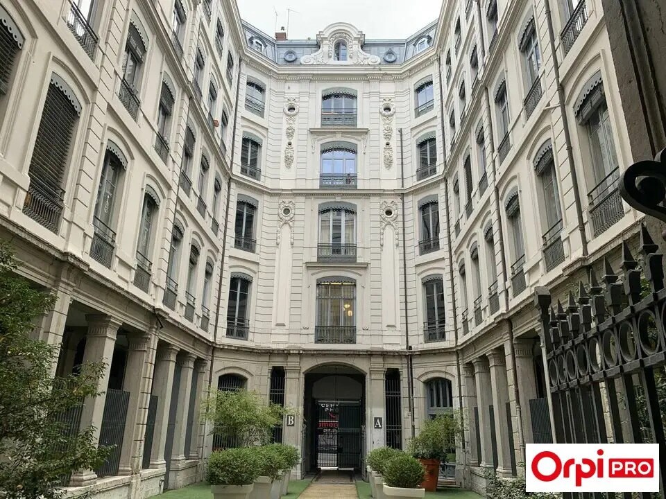 Bureau dans Lyon à louer Photo de l’immeuble– Image 1 sur 6