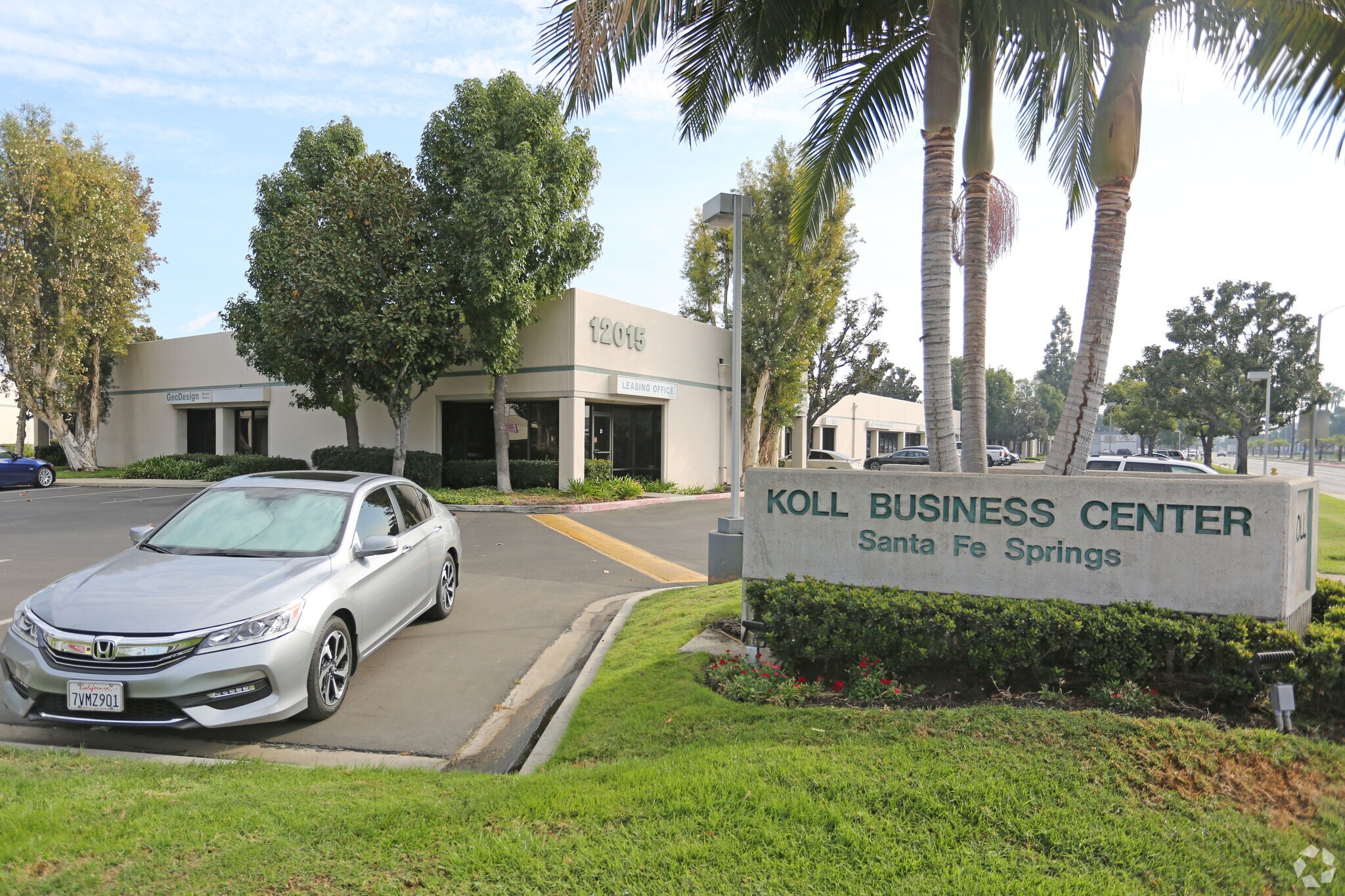 12015 Slauson Ave, Santa Fe Springs, CA à louer Photo principale– Image 1 sur 4