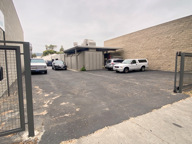811-813 E Gutierrez St, Santa Barbara, CA à vendre - Photo de l’immeuble – Image 3 sur 15