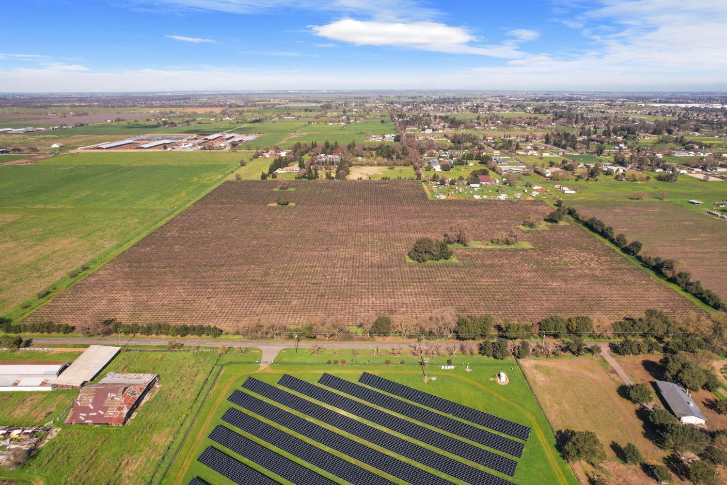 9590 Kost rd, Galt, CA à vendre Photo principale– Image 1 sur 35