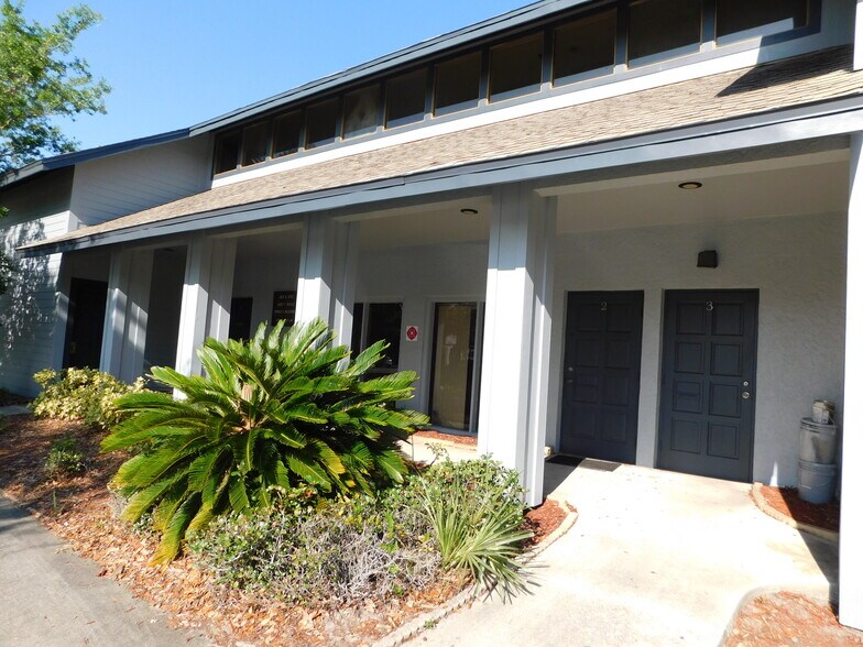 5205 Babcock St NE, Palm Bay, FL à louer - Photo de l’immeuble – Image 2 sur 9