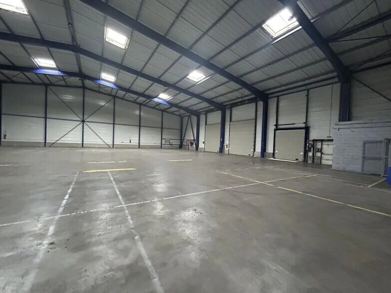 Industriel/Logistique dans Feuchy à vendre - Photo intérieure – Image 3 sur 4