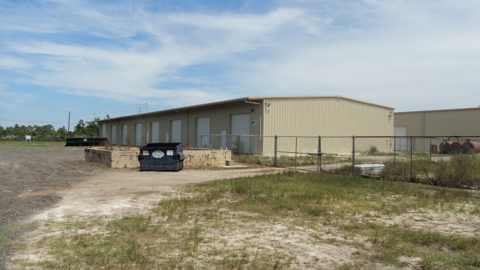 3855 65th St, Vero Beach, FL à vendre - Photo de l’immeuble – Image 2 sur 9