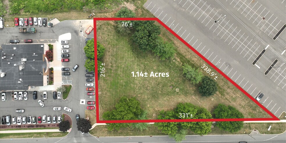 337 Applegarth Rd, Monroe Township, NJ à louer - Photo de l’immeuble – Image 2 sur 3