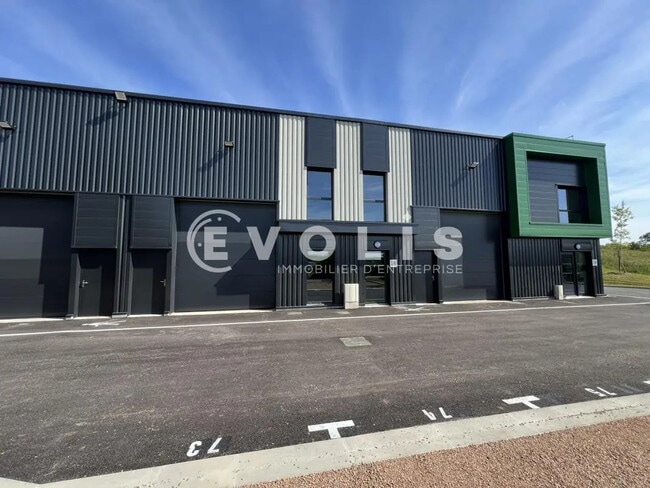 Plus de détails pour 67 Bis Rue Des Aubépines, Villette-d'Anthon - Local d’activités à vendre