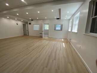 Plus de détails pour 40 Van Duzer St, Staten Island, NY - Bureau à louer