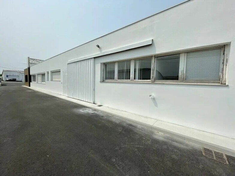Industriel/Logistique dans Nantes à louer - Photo de l’immeuble – Image 2 sur 6