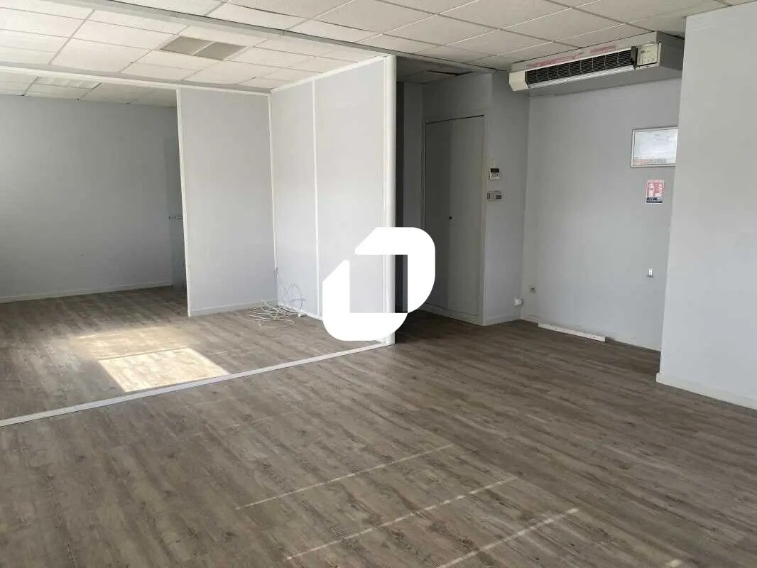 Bureau dans Mérignac à louer Photo de l’immeuble– Image 1 sur 12