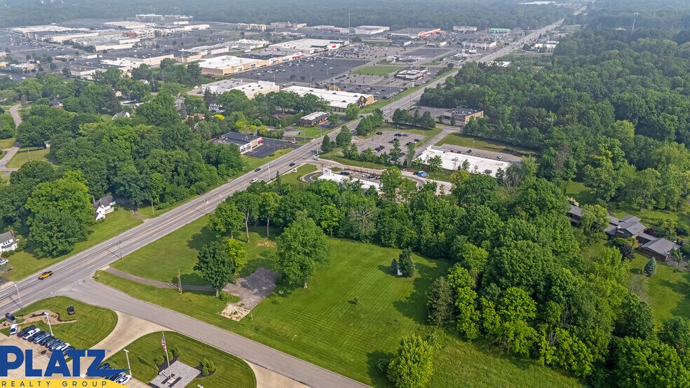 2565 Niles Cortland Road Southeast, Warren, OH à vendre - Photo de l’immeuble – Image 2 sur 4