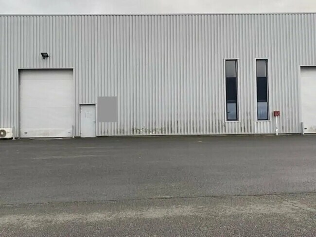 Plus de détails pour Industriel/Logistique à louer
