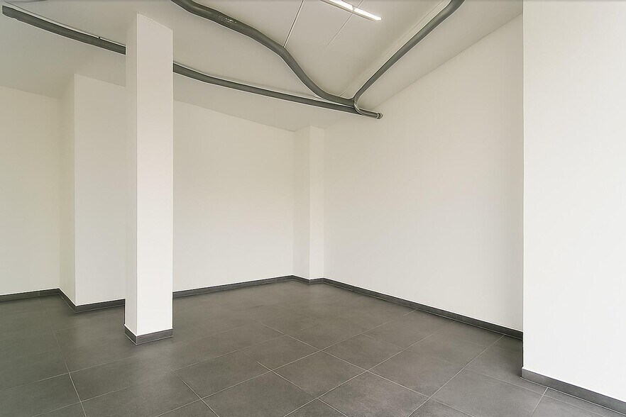 Local commercial dans Paterna à vendre - Photo de l’immeuble – Image 3 sur 7
