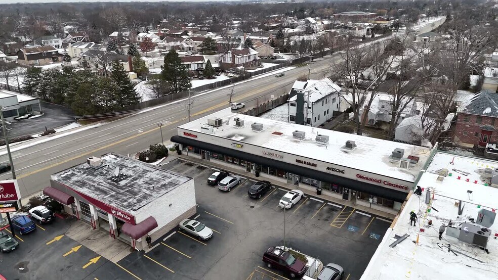 Glenview Rd, Glenview, IL à louer - Vidéo sur l’annonce professionnelle – Image 2 sur 9