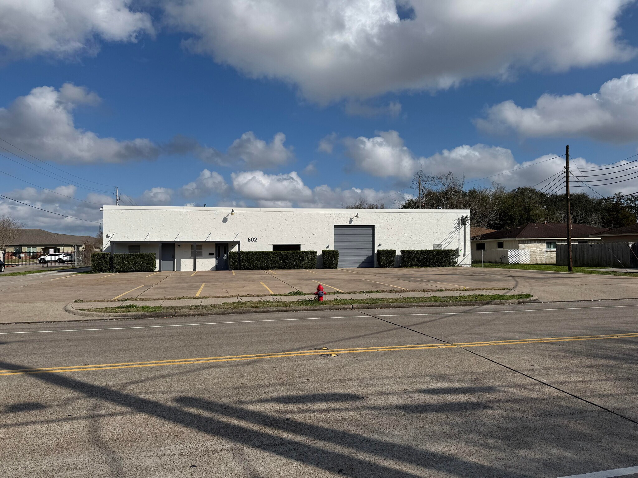 602 Hobbs Rd, League City, TX à louer Photo de l’immeuble– Image 1 sur 2