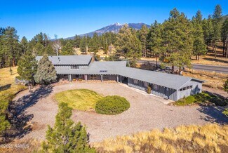Plus de détails pour 3005 N Fort Valley Rd, Flagstaff, AZ - Spécialisé à vendre