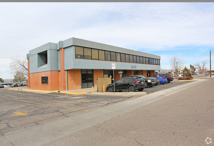 801 Encino Pl NE, Albuquerque, NM à louer - Photo principale – Image 1 sur 14