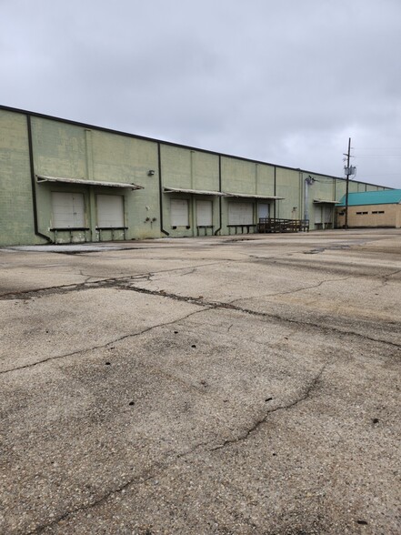 801 Thayer St, New Orleans, LA à vendre - Photo de l’immeuble – Image 3 sur 7