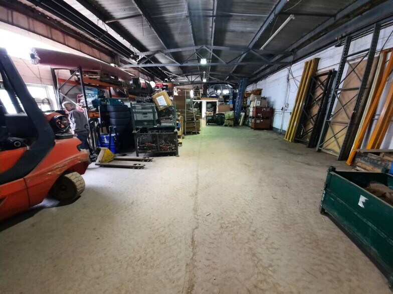Unit 1a Simpson St, Burnley à vendre - Photo de l’immeuble – Image 3 sur 7
