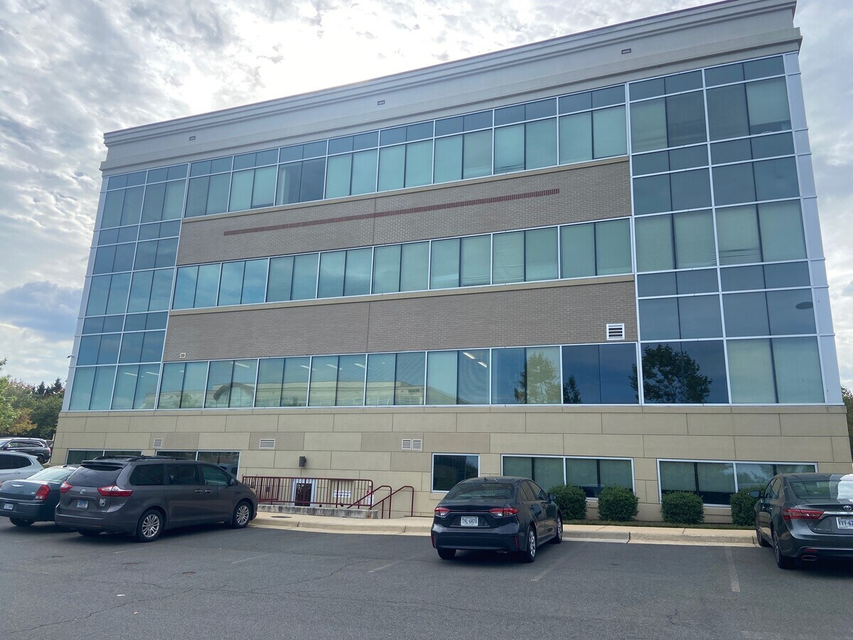 19490 Sandridge Way, Lansdowne, VA 20176 - Lot 50,60 - - Photo intérieure - Image 1 of 8