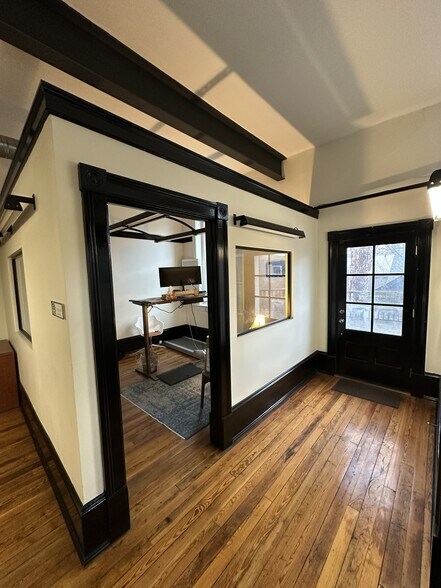 802 E Main St, Louisville, KY à louer - Photo intérieure – Image 3 sur 5