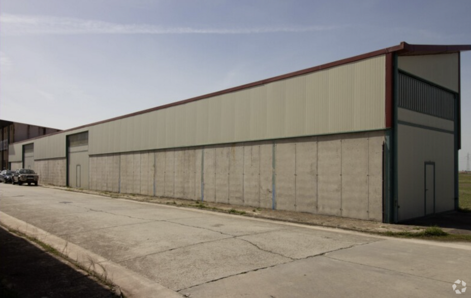 Industriel/Logistique dans Cantalejo, Segovia à vendre - Photo de l’immeuble – Image 2 sur 4