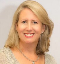 Jennifer Woomer