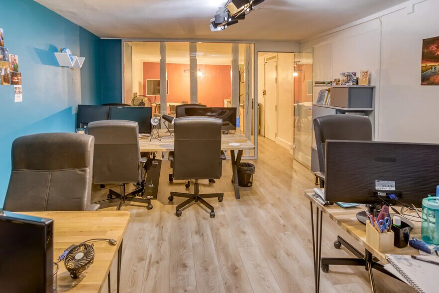 Bureau dans Paris à louer - Photo de l’immeuble – Image 2 sur 9