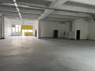 189 Rue D'Aubervilliers, Paris à louer - Photo de l’immeuble – Image 2 sur 8