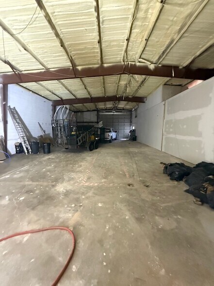 5819 S Owasso Ave, Tulsa, OK à louer - Photo de l’immeuble – Image 2 sur 14