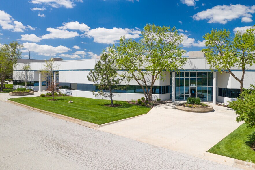 11150-11180 Thompson Ave, Lenexa, KS à louer - Photo principale – Image 1 sur 6