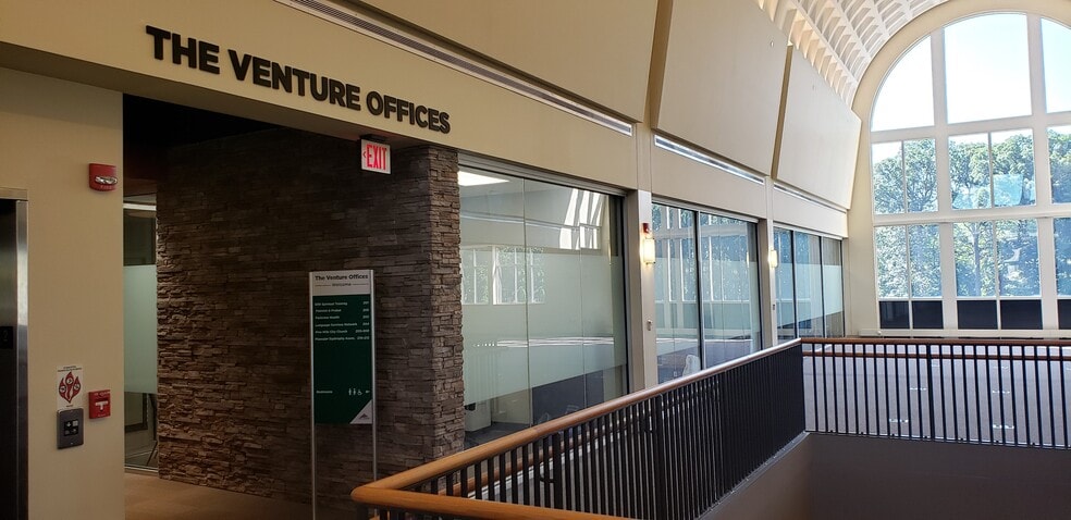 1025 W Rudisill Blvd, Fort Wayne, IN à louer - Photo intérieure – Image 3 sur 3