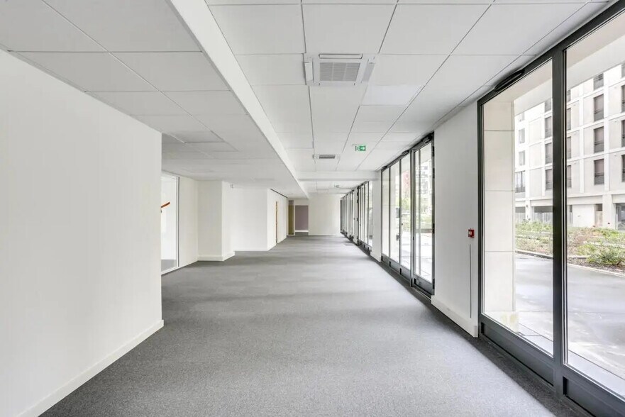 60 Boulevard Marius Vivier-Merle, Lyon à vendre - Photo de l’immeuble – Image 2 sur 7