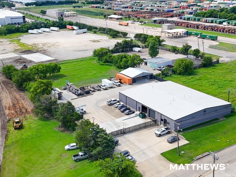 4010 Forney Rd, Mesquite, TX à vendre - Photo de l’immeuble – Image 1 sur 4