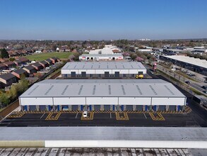 Huyton Trade Park, Liverpool, MSY - VUE AÉRIENNE  vue de carte - Image1