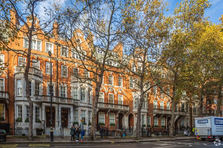 126-132 Buckingham Palace Rd, Londres à louer - Photo de l’immeuble – Image 2 sur 4