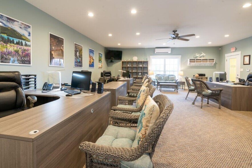 6344 W Highway 146, Crestwood, KY à louer - Photo intérieure – Image 2 sur 48