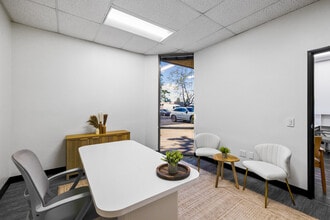 22722 Lambert St, Lake Forest, CA à louer Photo intérieure– Image 2 sur 26