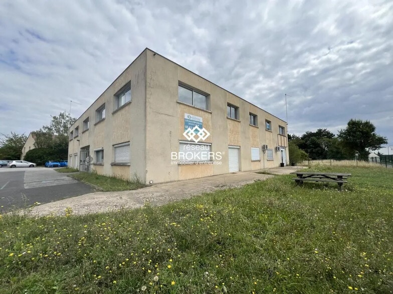 Local commercial dans Gometz-la-Ville à louer - Photo de l’immeuble – Image 1 sur 16