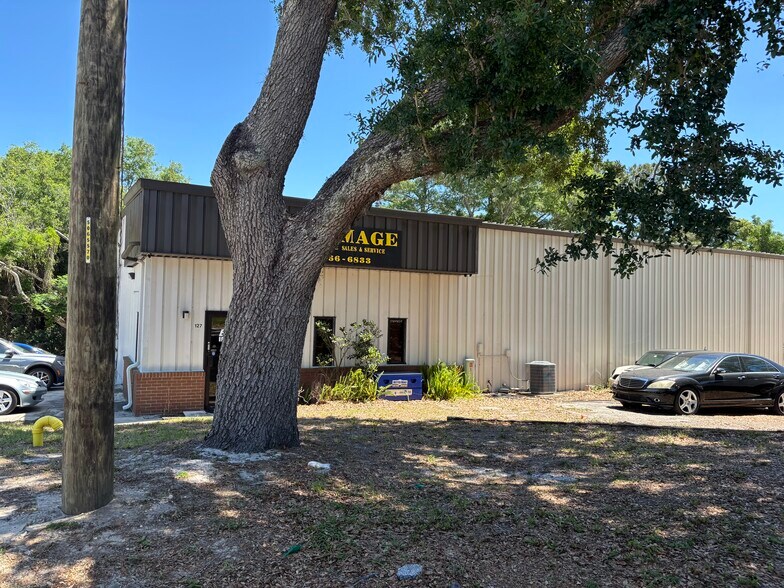 739 Industry Rd, Longwood, FL à louer - Photo de l’immeuble – Image 2 sur 13