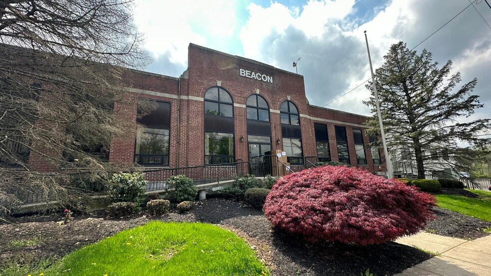 700 W 1st St, Birdsboro, PA à louer - Photo de l’immeuble – Image 3 sur 17