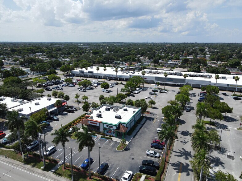 6805-7031 Taft St, Hollywood, FL à louer - Photo de l’immeuble – Image 2 sur 22