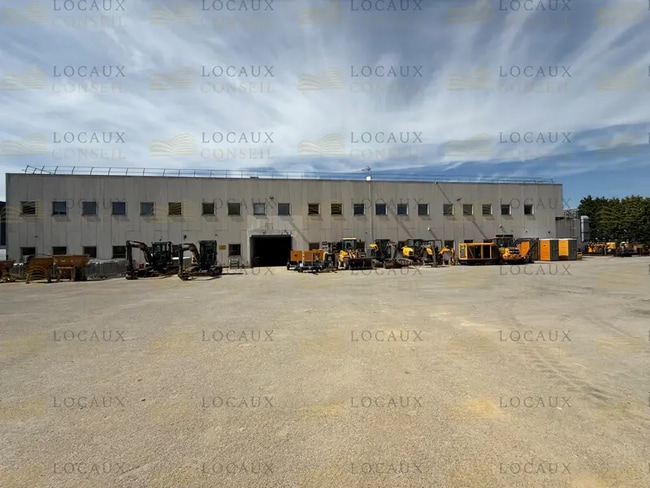 Plus de détails pour Local d'activités à louer