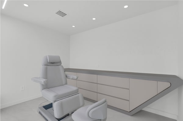 909 NE 163rd St, North Miami Beach, FL 33162 - Lot 202 -  - Photo intérieure - Image 2 of 25