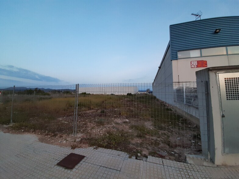 Terrain dans La Pobla Llarga, Valencia à vendre - Photo principale – Image 2 sur 7