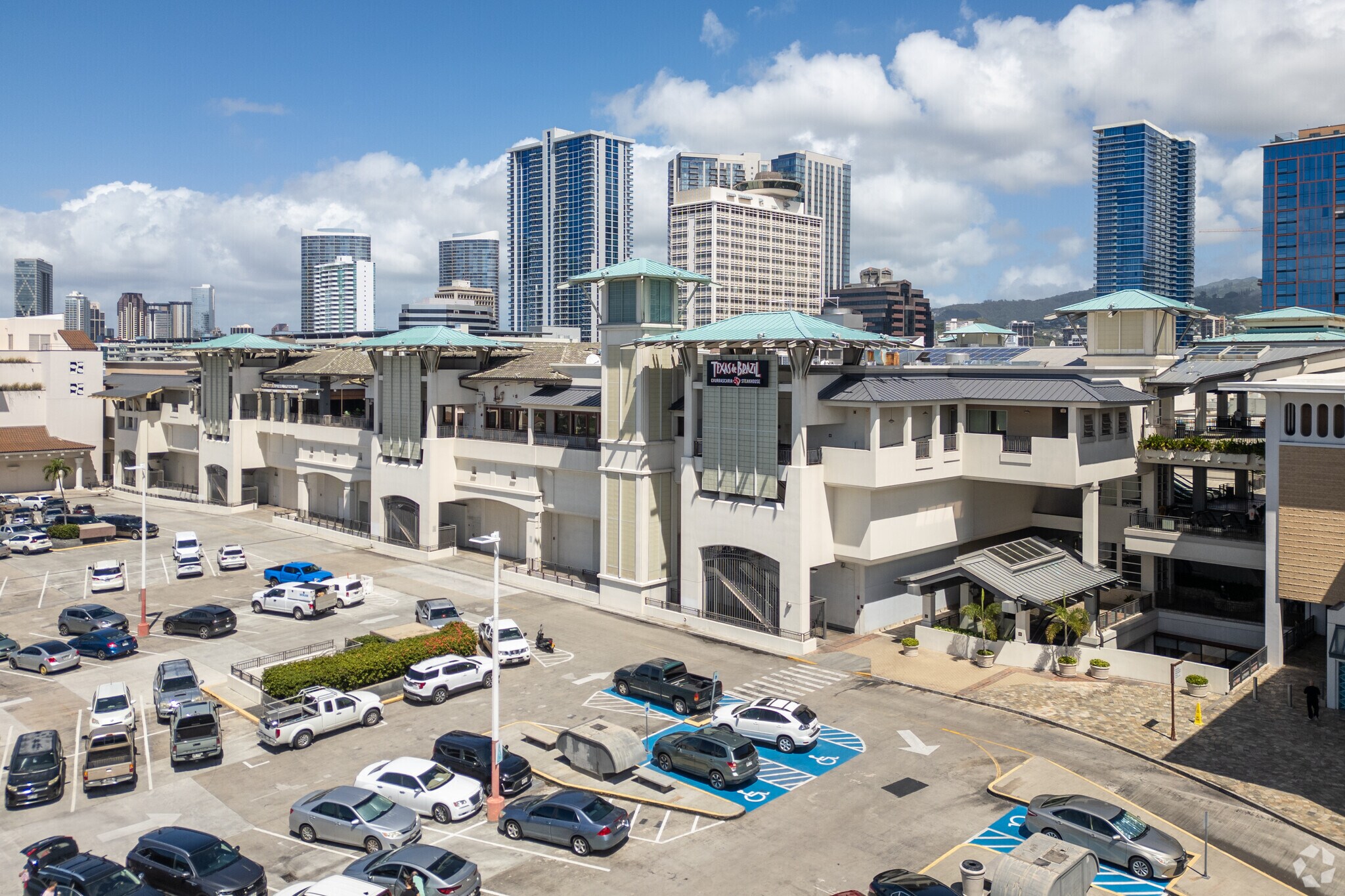 1450 Ala Moana Blvd, Honolulu, HI à louer Photo principale– Image 1 sur 2