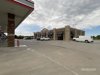 Plus de détails pour 2717 N Broadway, Edmond, OK - Local commercial à louer